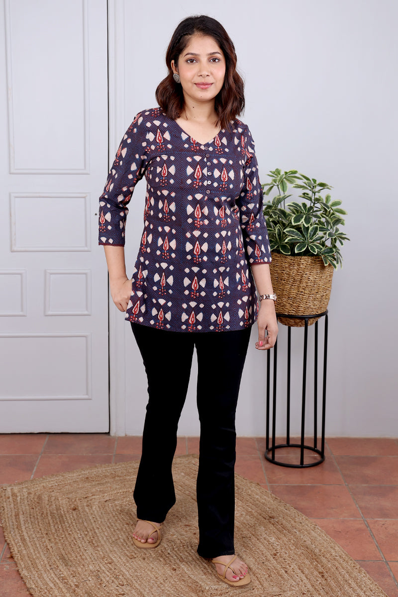 IndigoDhabuCottonWomenKurtiLongSleeves_WKILS06244_-CottonCottage_3_960x_crop_center